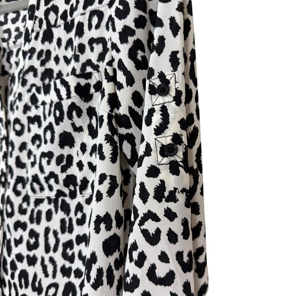 Express Top Womens Extra Small Black White Portofino Shirt Leopard Cheetah Cat - Picture 4 of 8